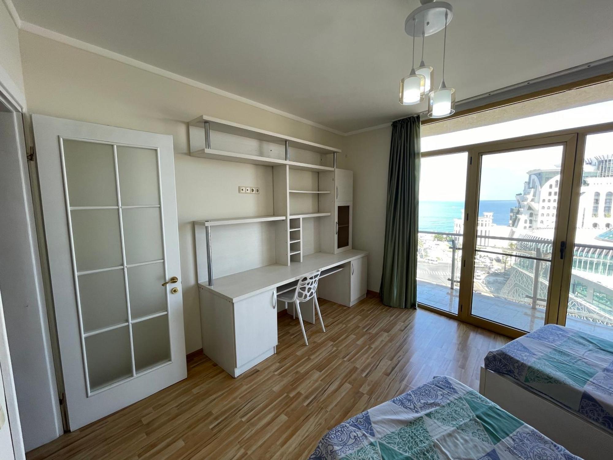 Sea View Apartment Batumi Esterno foto